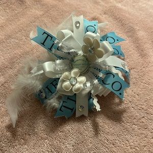 Toddler hair bow! “Please Return To Tiffany & Co”